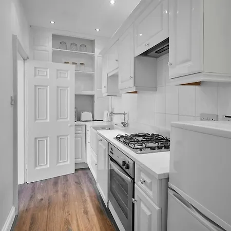 דירה Host & - Scoresby Place