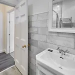 Host & - Scoresby Place Apartment
